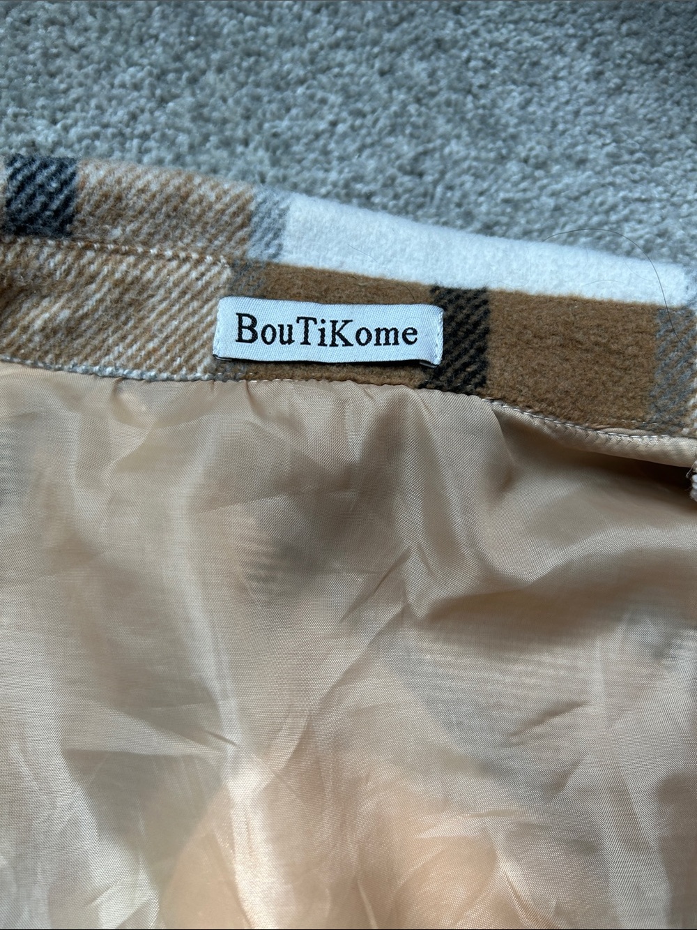 Boxy Plaid Shacket - Picture 3 of 4